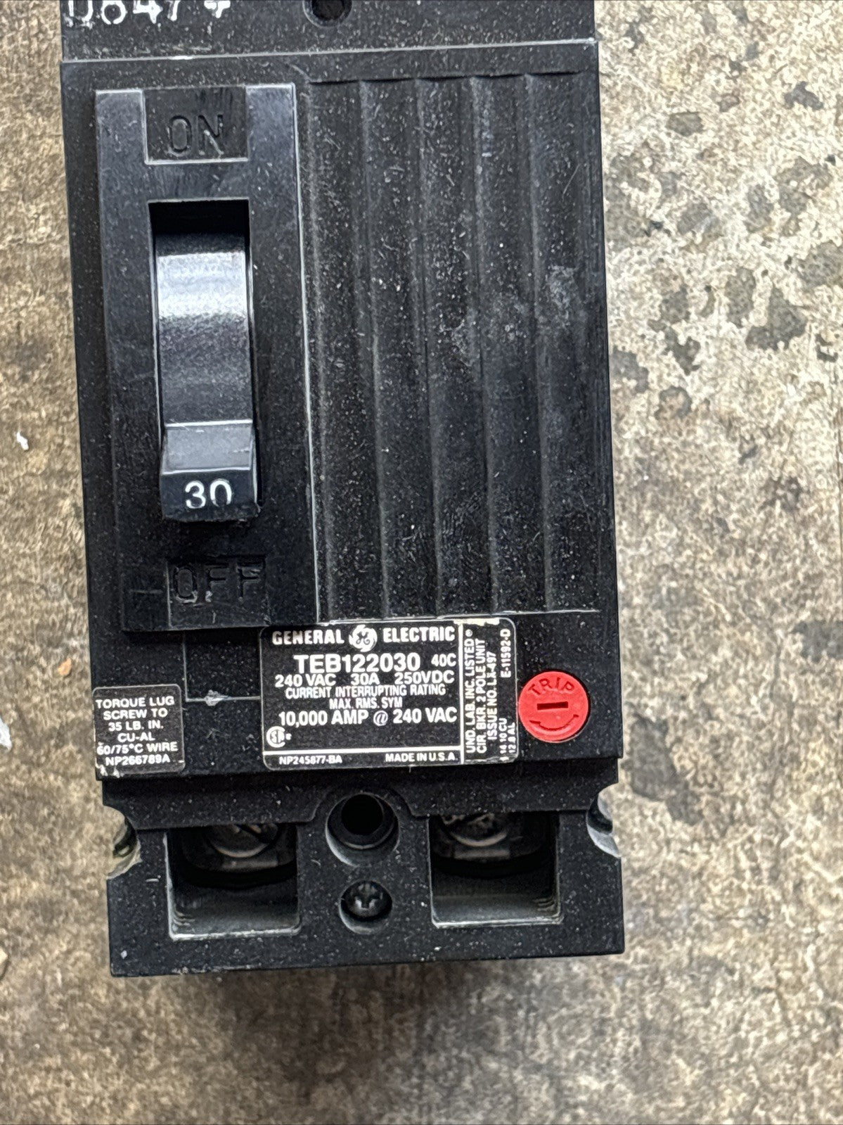 GENERAL ELECTRIC TEB122030 CIRCUIT BREAKER 30A 2 POLE 240VAC1