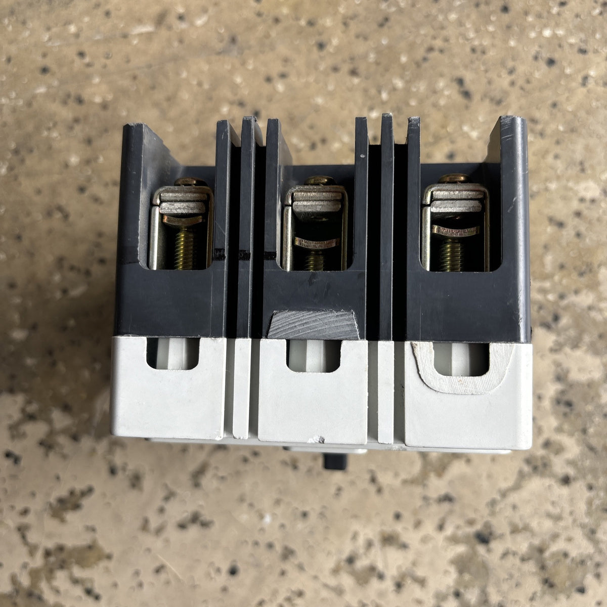 Westinghouse Circuit Breaker HMCP015E0C 15A 600V 3P HMCP3
