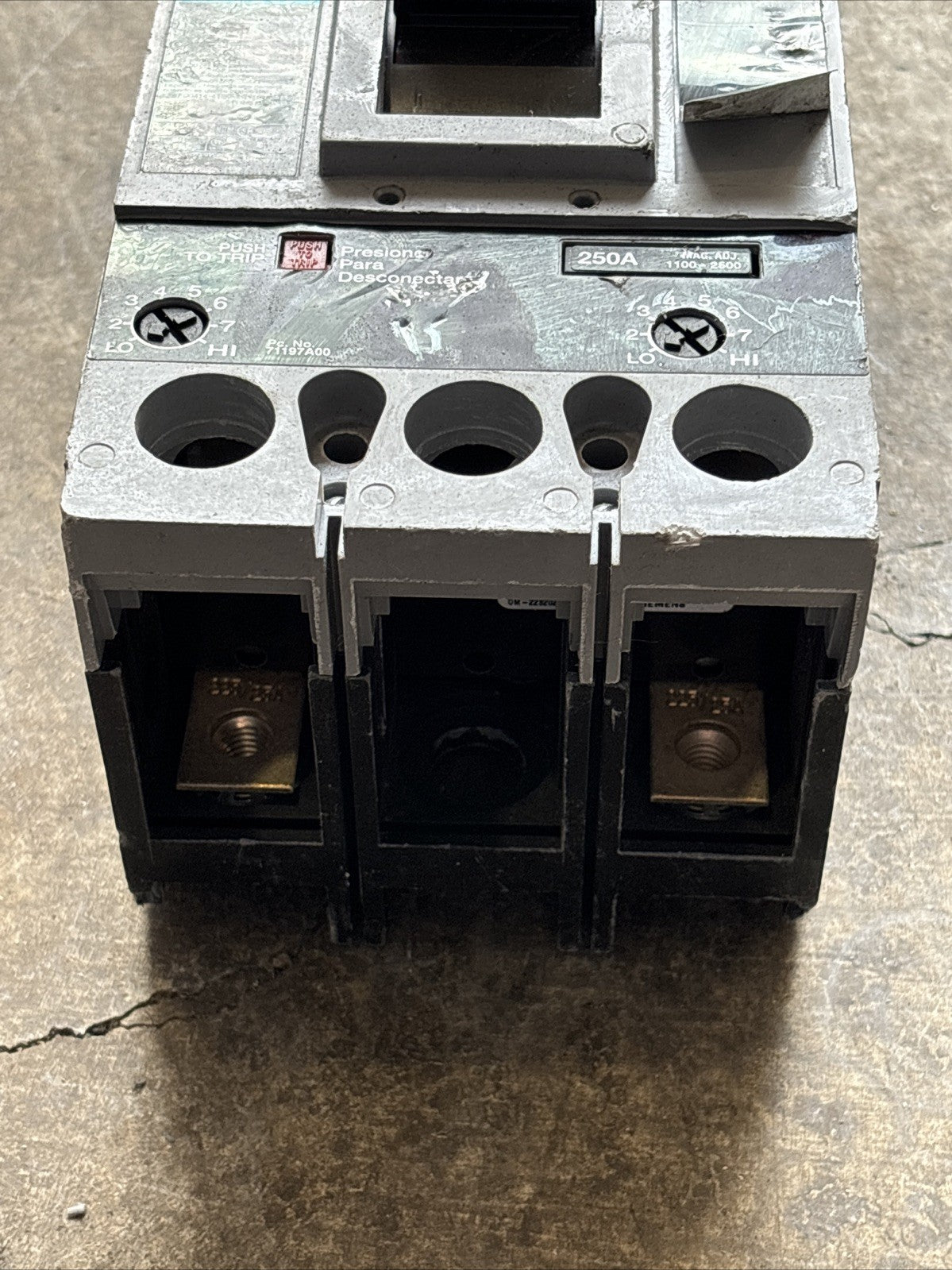 Siemens FXD63B250 Circuit Breaker 250A 3P 600V 3PH FXD6 250 Amp Tested Works4