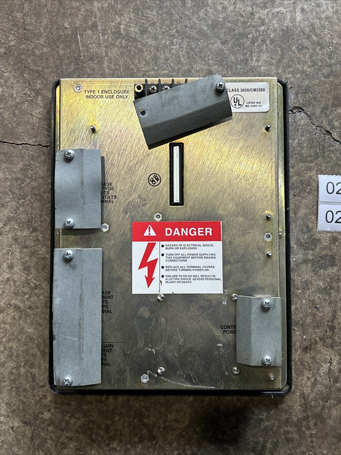 SQUARE D POWER LOGIC 3020/CM-2350 Cl: 3020 CM-2350 100VAC 20VA CIRCUIT MONITOR 1