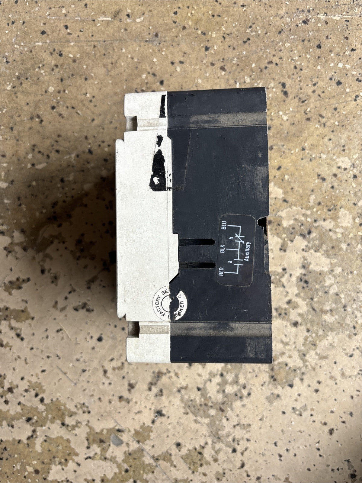 Westinghouse Circuit Breaker HMCP015E0C 15A 600V 3P HMCP6