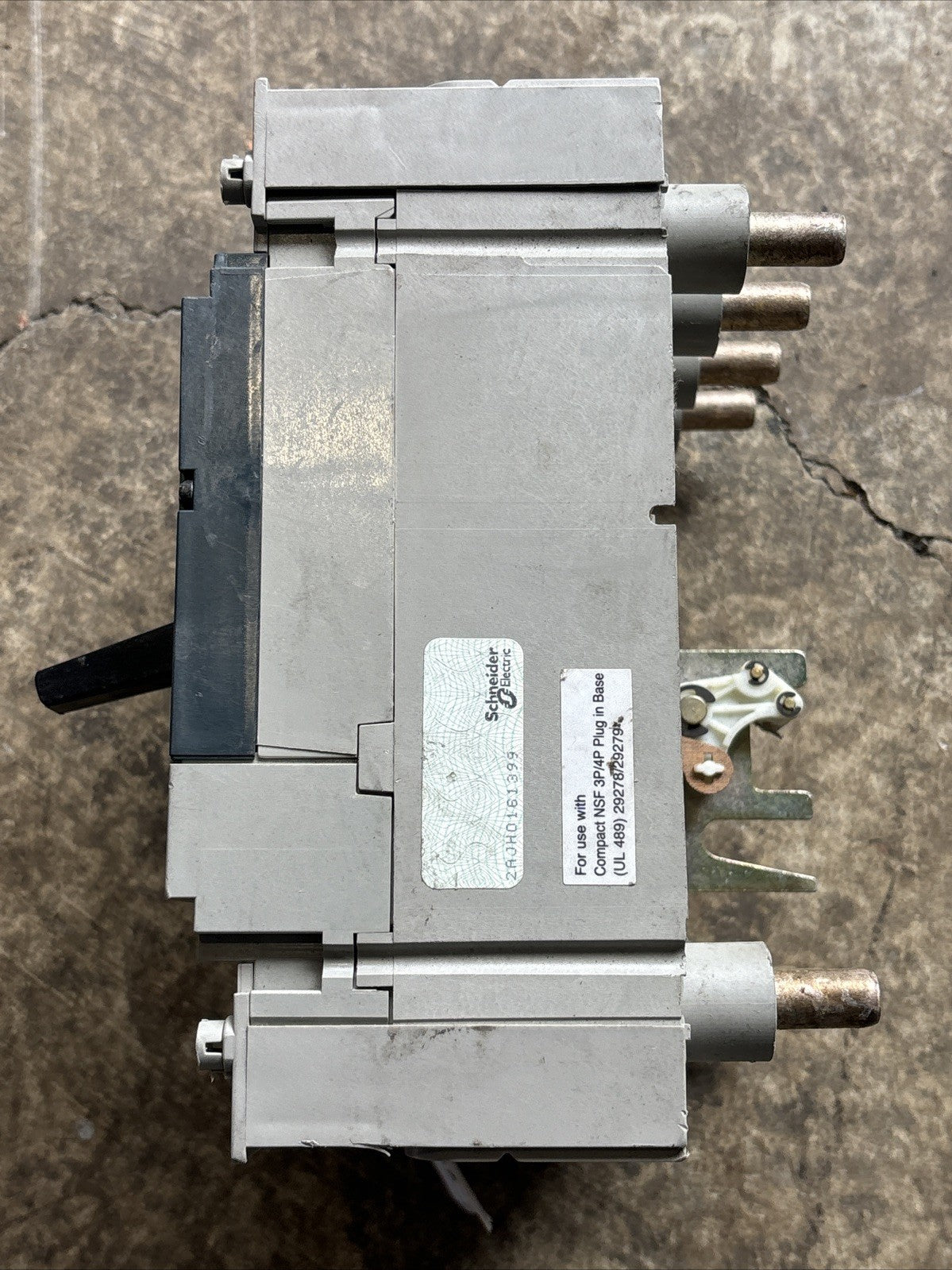 Merlin Gerin NSF250 N Circuit Breaker w/ 29278/29279 Plug In Base 225A Trip4