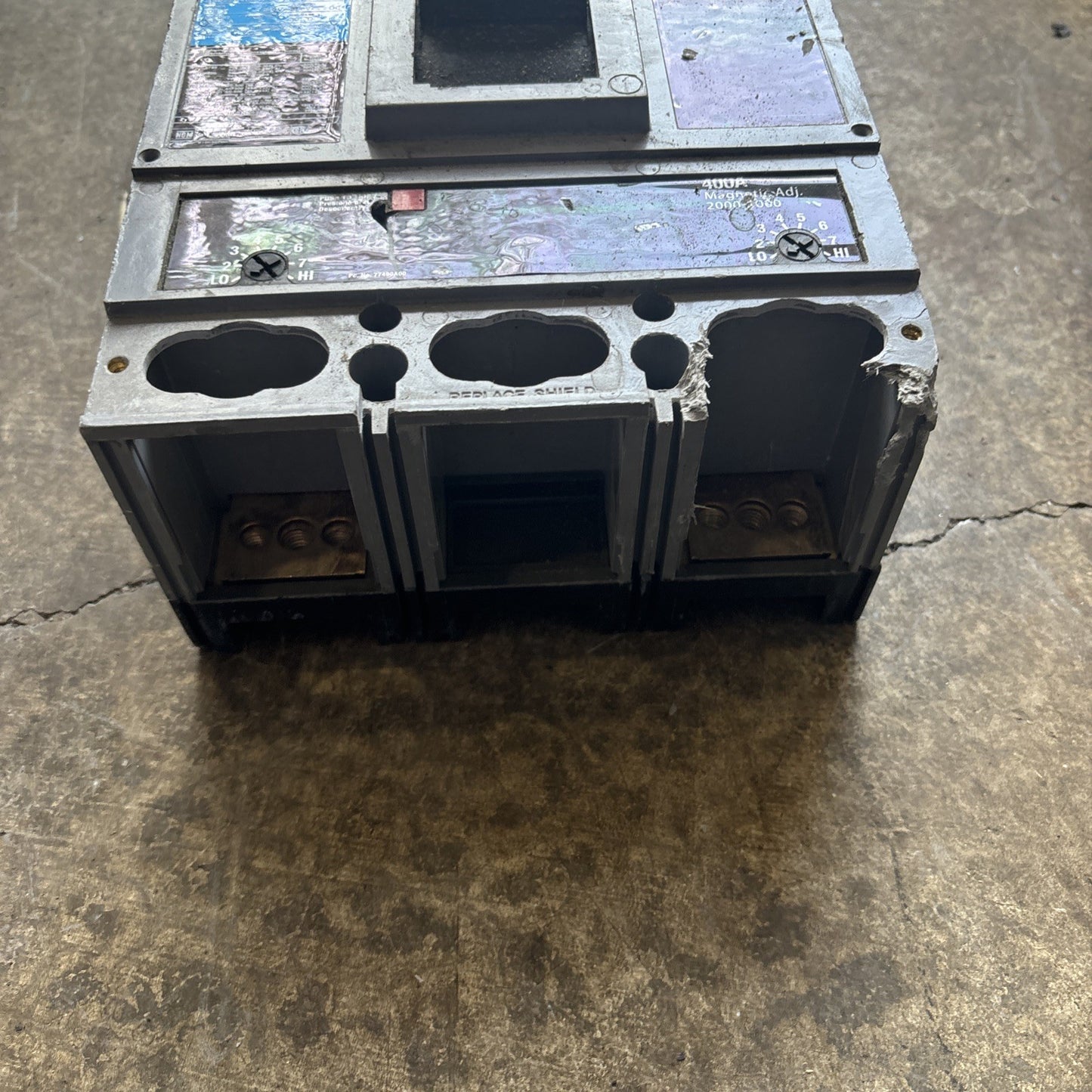 SIEMENS JXD22B400 SENTRON SERIES 400 AMP BREAKER Read4