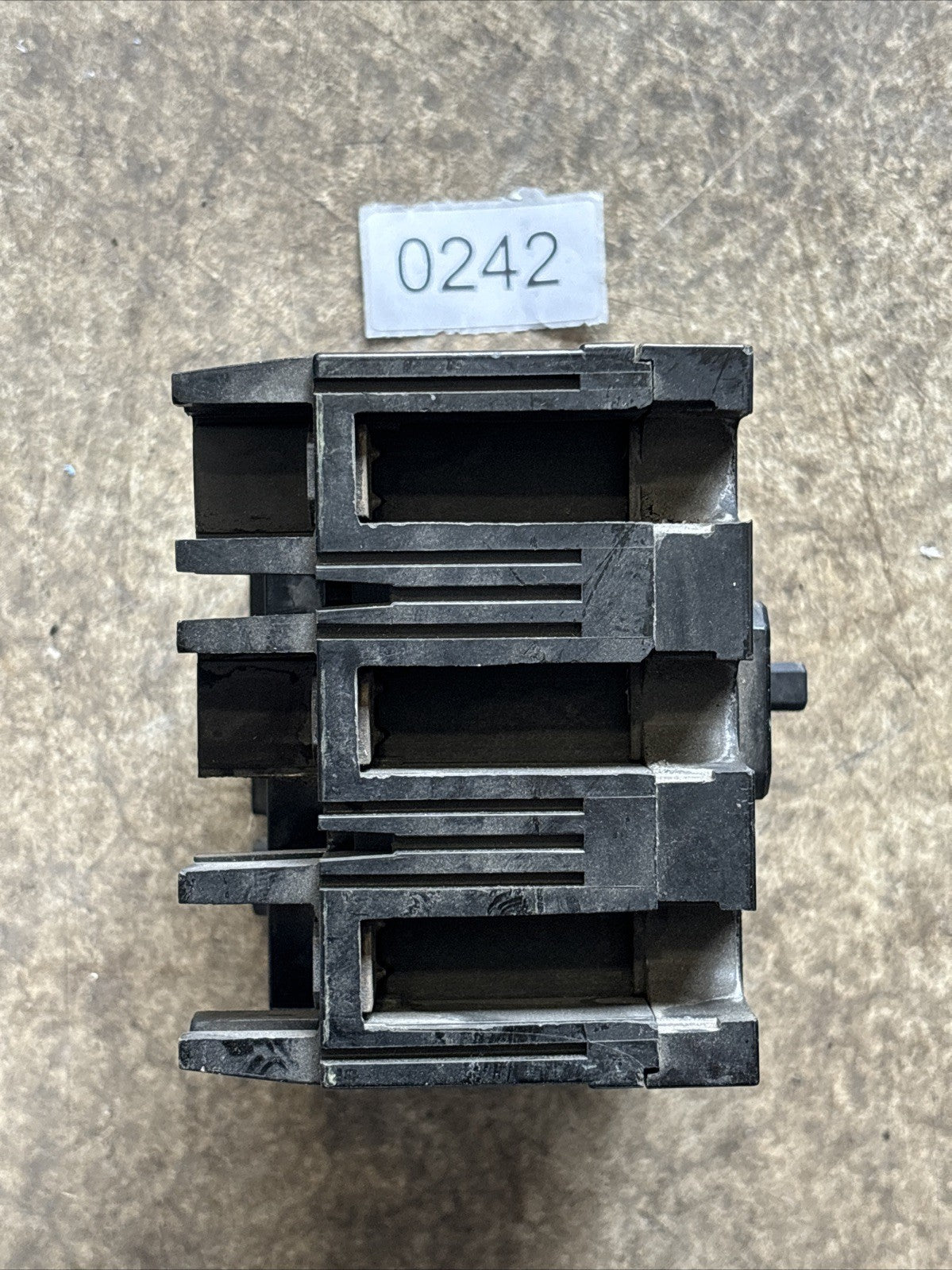 ITE EE3 B020 Circuit Breaker 20Amp 240V 3 Pole EE Tested2